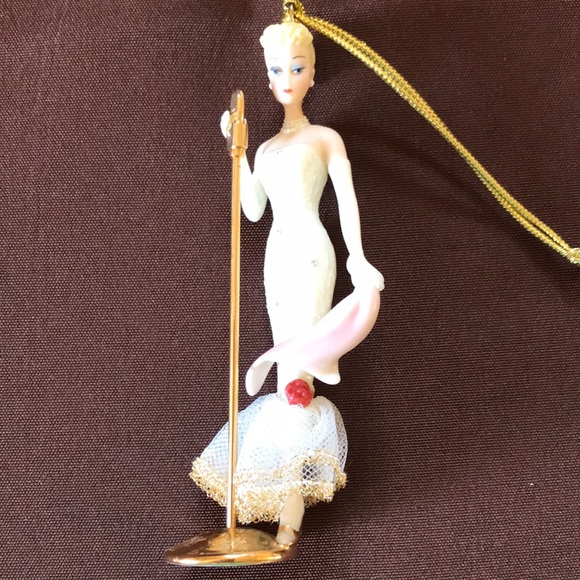 🎄Lenox Christmas Mattel Ornament Solo In the Spotlight Barbie 2004 - Picture 2 of 8